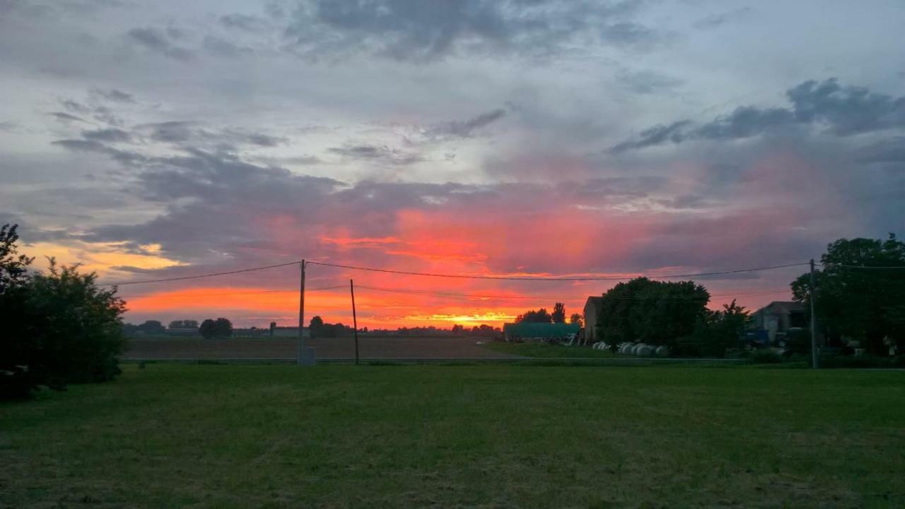Agriturismo Cipolli E Podo Corte Carlini Mantova Exterior foto